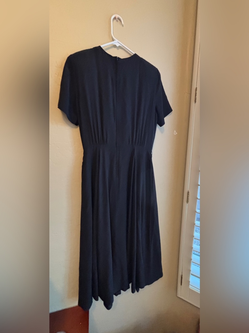 Talbots Beautiful Classic Black Silk Vintage Short Sleeve Midi Dress Women’s 12 - Picture 2 of 8